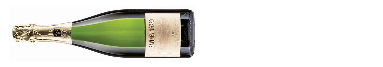 DEC294.dwwa_spread.02_ravine_vineyard_brut_2011.jpg