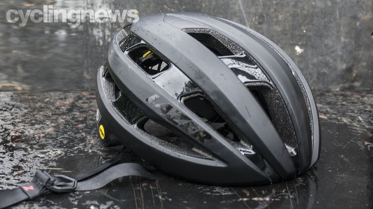 Lazer Sphere MIPS helmet