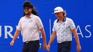 Marc Leishman sports a mullet wig alongside Cameron Smith at the 2021 Zurich Classic of New Orleans
