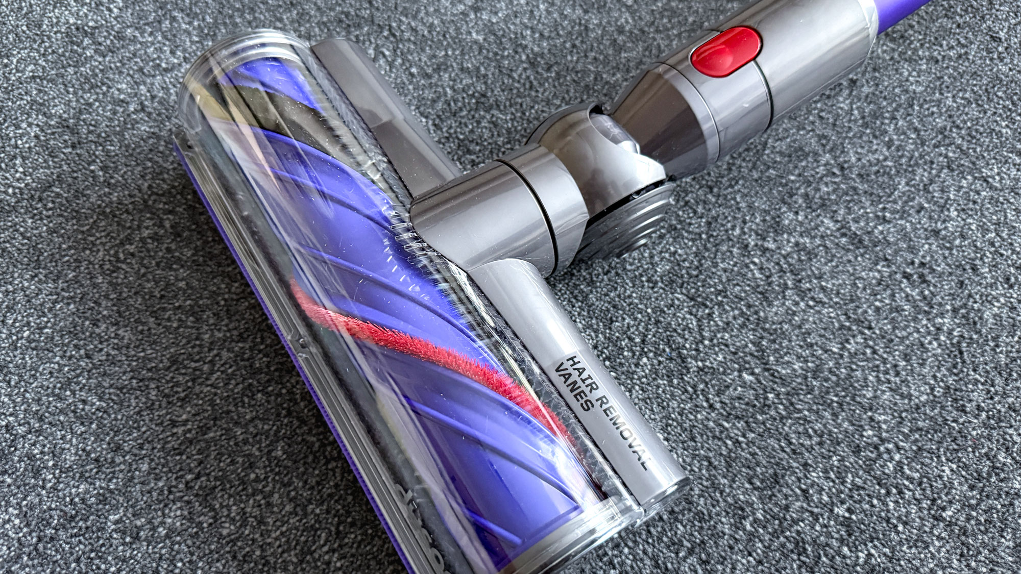 Dyson V11 Advanced review