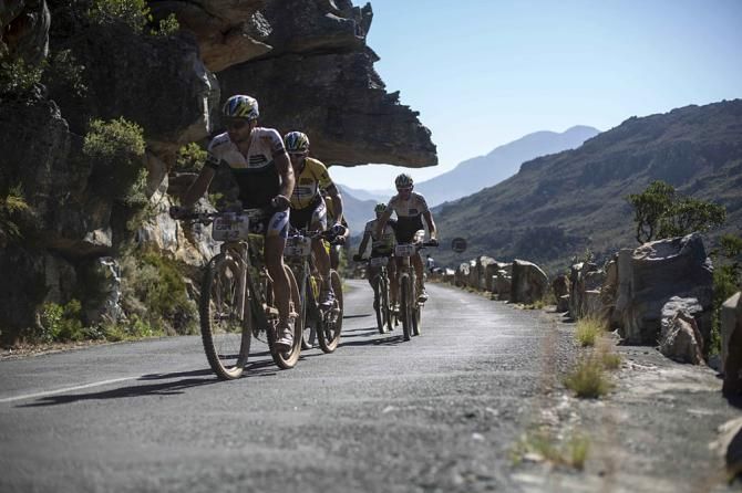 Tim Boehme of Bulls 2 leads the chase up Bains Kloof