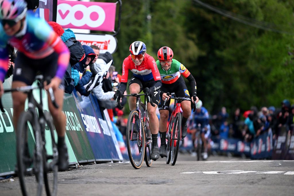 HUY BELGIUM APRIL 17 LR Demi Vollering of The Netherlands and Team SD Worx Protime and Elisa Longo Borghini of Italy and Team Lidl Trek sprint at finish line during the 27th La Fleche Wallonne Feminine 2024 a 146km one day race from Huy to Huy UCIWWT on April 17 2024 in Huy Belgium Photo by Dario BelingheriGetty Images