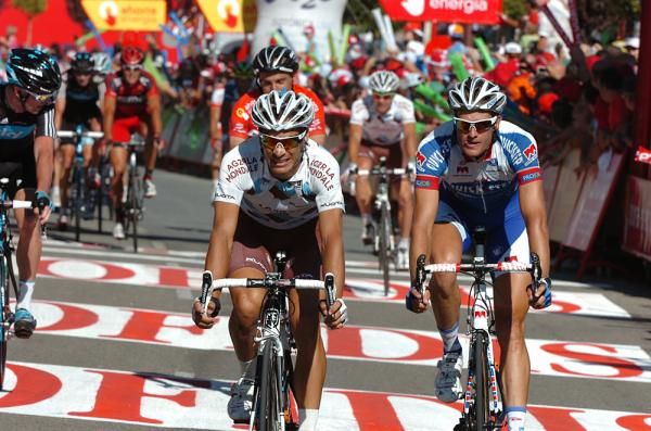 Lloyd Mondory (AG2R-La Mondiale) and Nikolas Maes (Quickstep) made the top 10