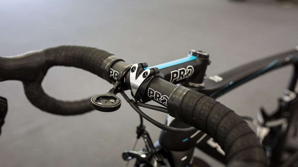 Henao's out-front K-Edge Garmin mount