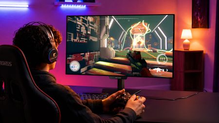Playing a game on a gaming monitor