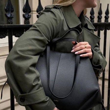 An image of Shopping Editor Florrie Alexander wearing one of the best work bags for women. 