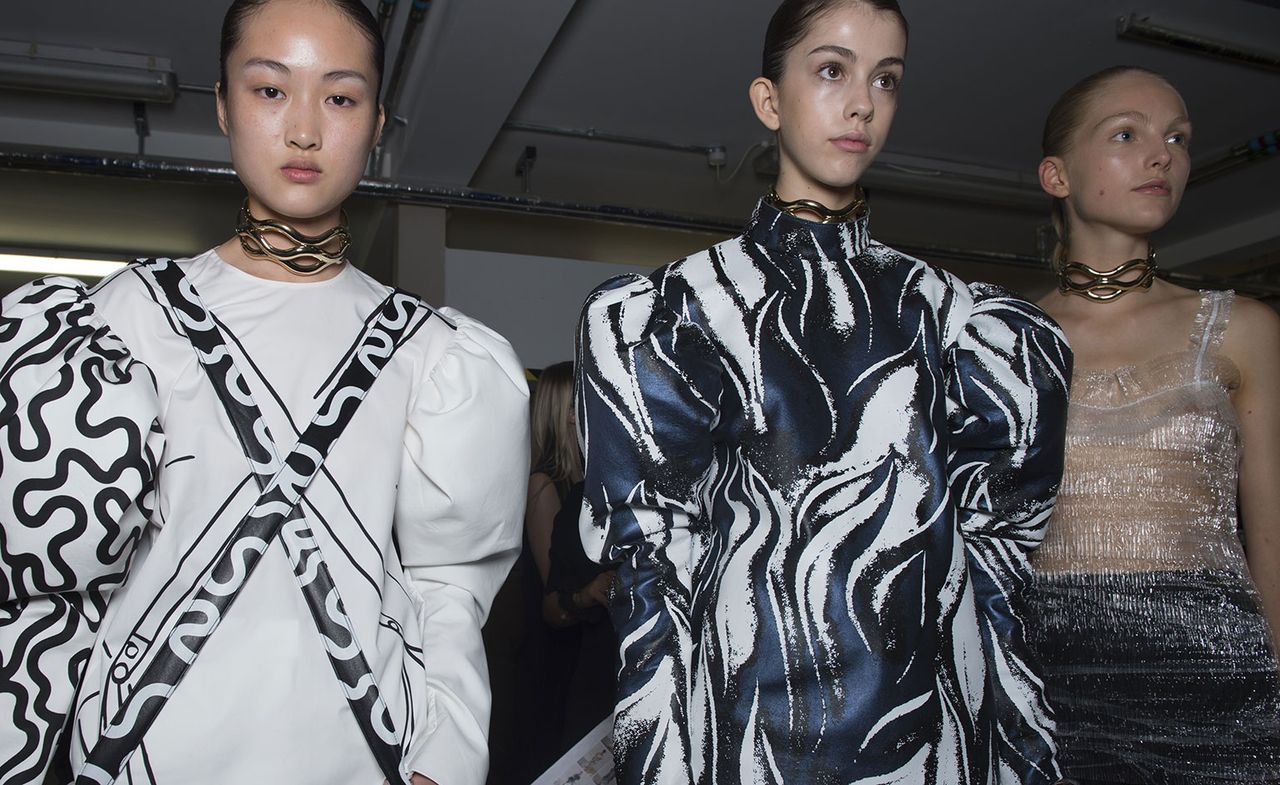 JW Anderson S/S 2016 fashion show backstage models