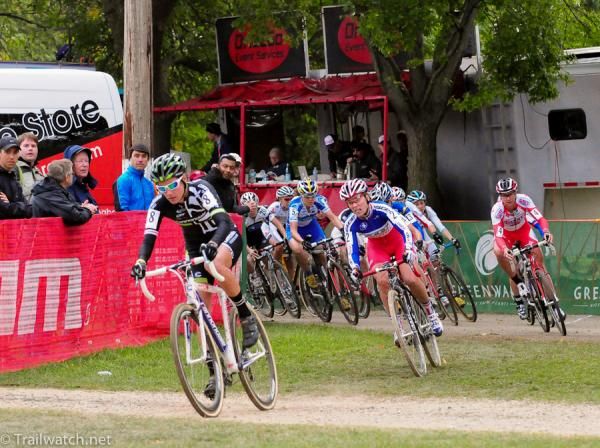 Nicole Duke (Cannondale) takes the hole shot worth $250