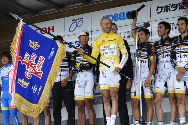 Race winner Fortunato Baliani got a pennant.