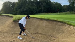 Jess Ratcliffe bunker shot