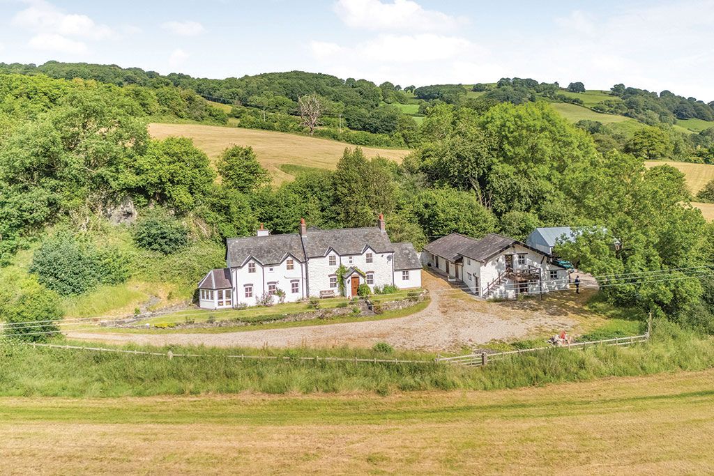 Property for sale: Tan Y Graig, Bryn Rhyd Yr Arian, Llanfairtalhairn, Abergele, Conwy.