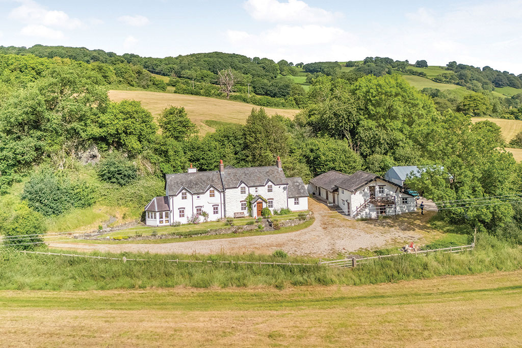 Property for sale: Tan Y Graig, Bryn Rhyd Yr Arian, Llanfairtalhairn, Abergele, Conwy.