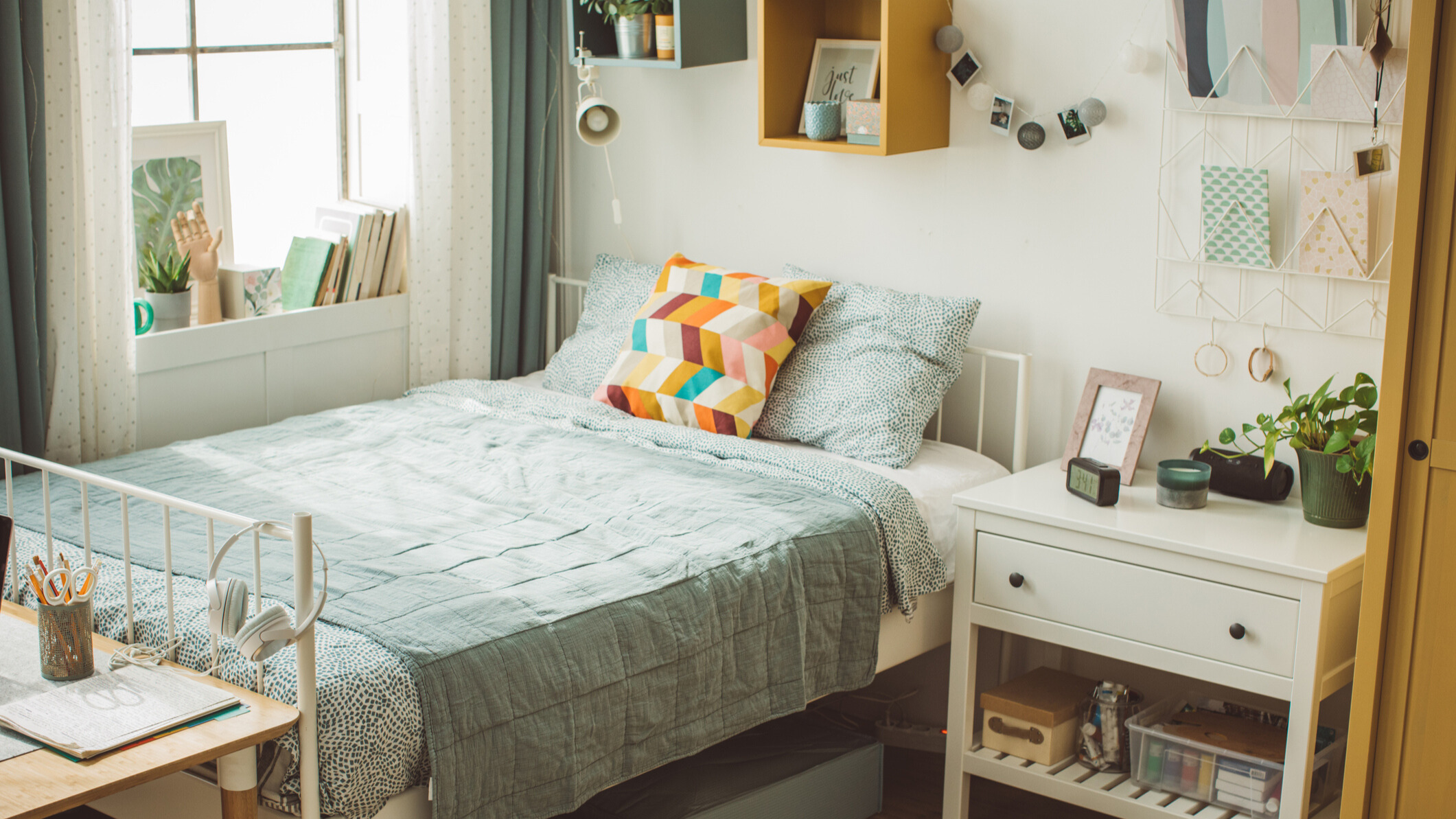 A brightly lit and decorated room 