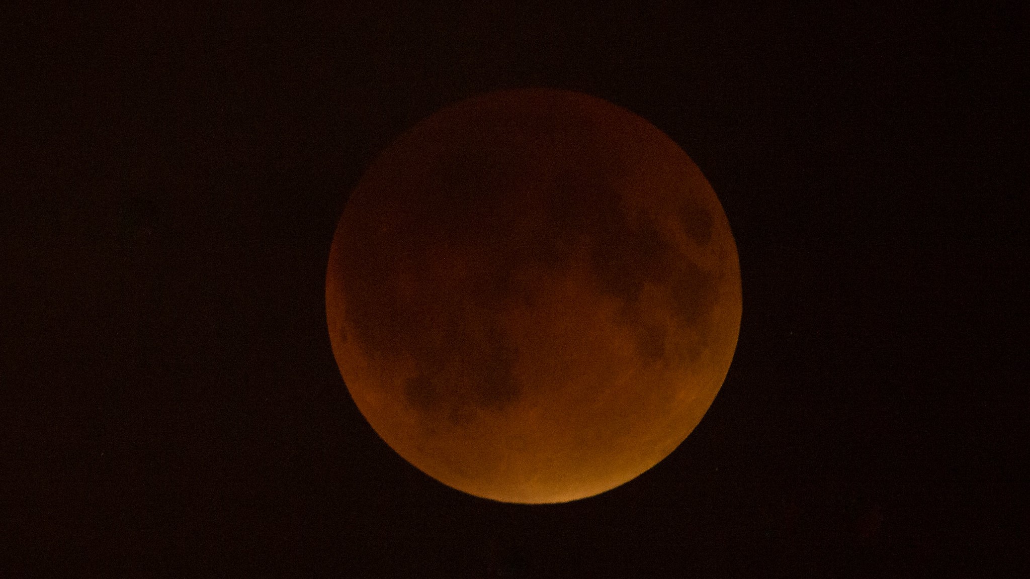 The total lunar eclipse on Sept. 27, 2015, as seen from Washington, D.C.