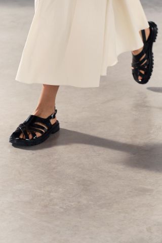 Zara, Leather Cage Sandals With Criss-Cross