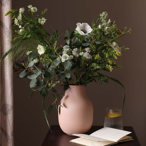 Rose Matt Ribbed Clay Vase - Pink