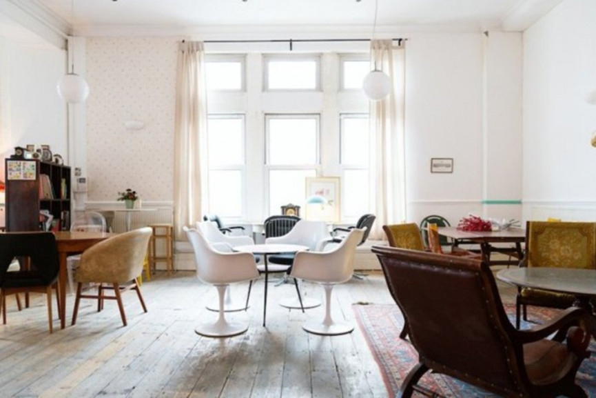 londons-15-most-offbeat-cafes-8-1556671270-1AIY-column-width-inline