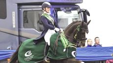Sadie Smith rides Keystone Dynamite