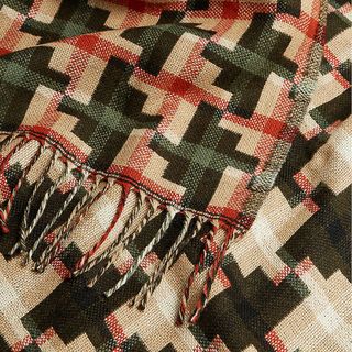 SOHO HOME patterned throw