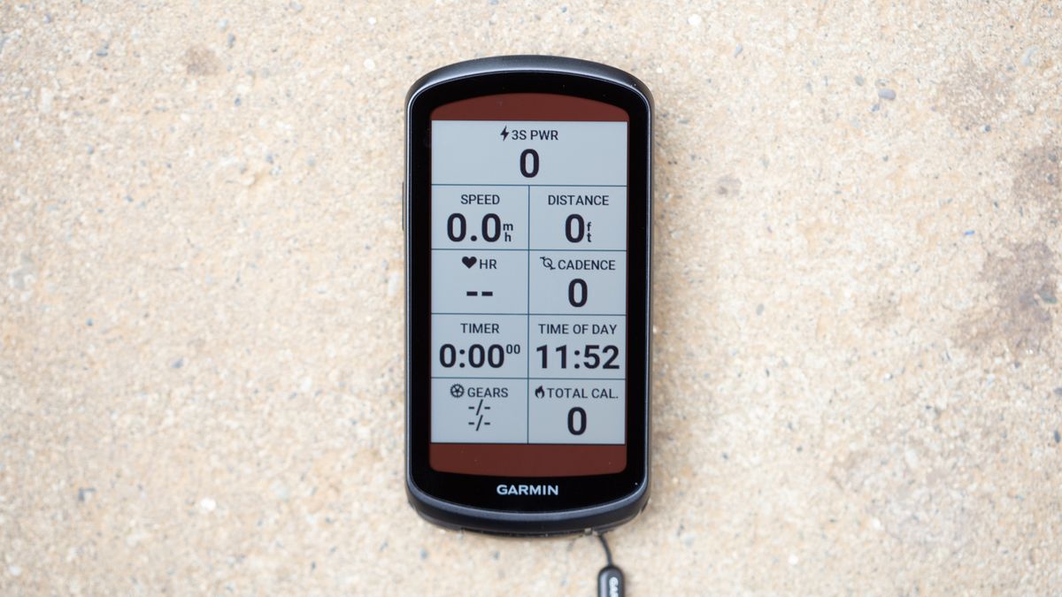 Garmin Edge 1040 Solar primary ride screen