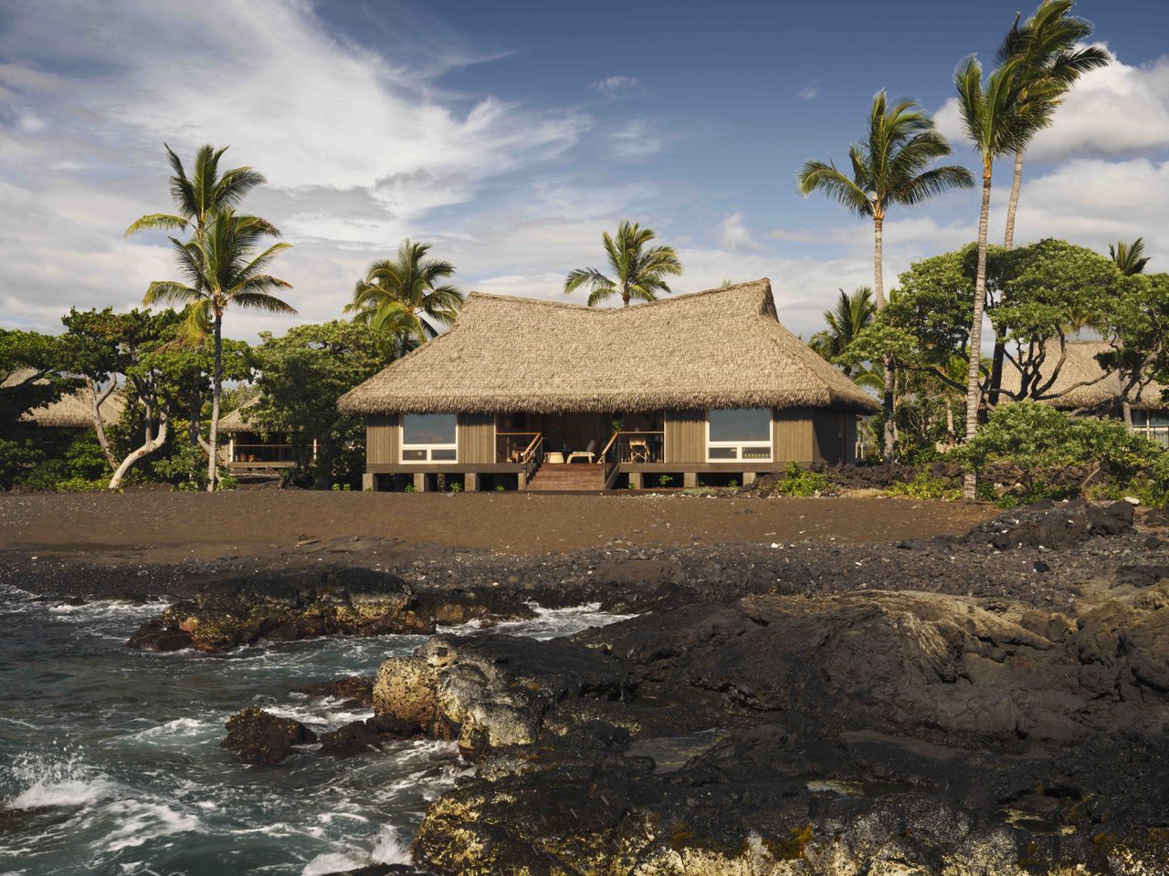 Hawaiian resort Kona Village honours the sacred land it sits on Wallpaper