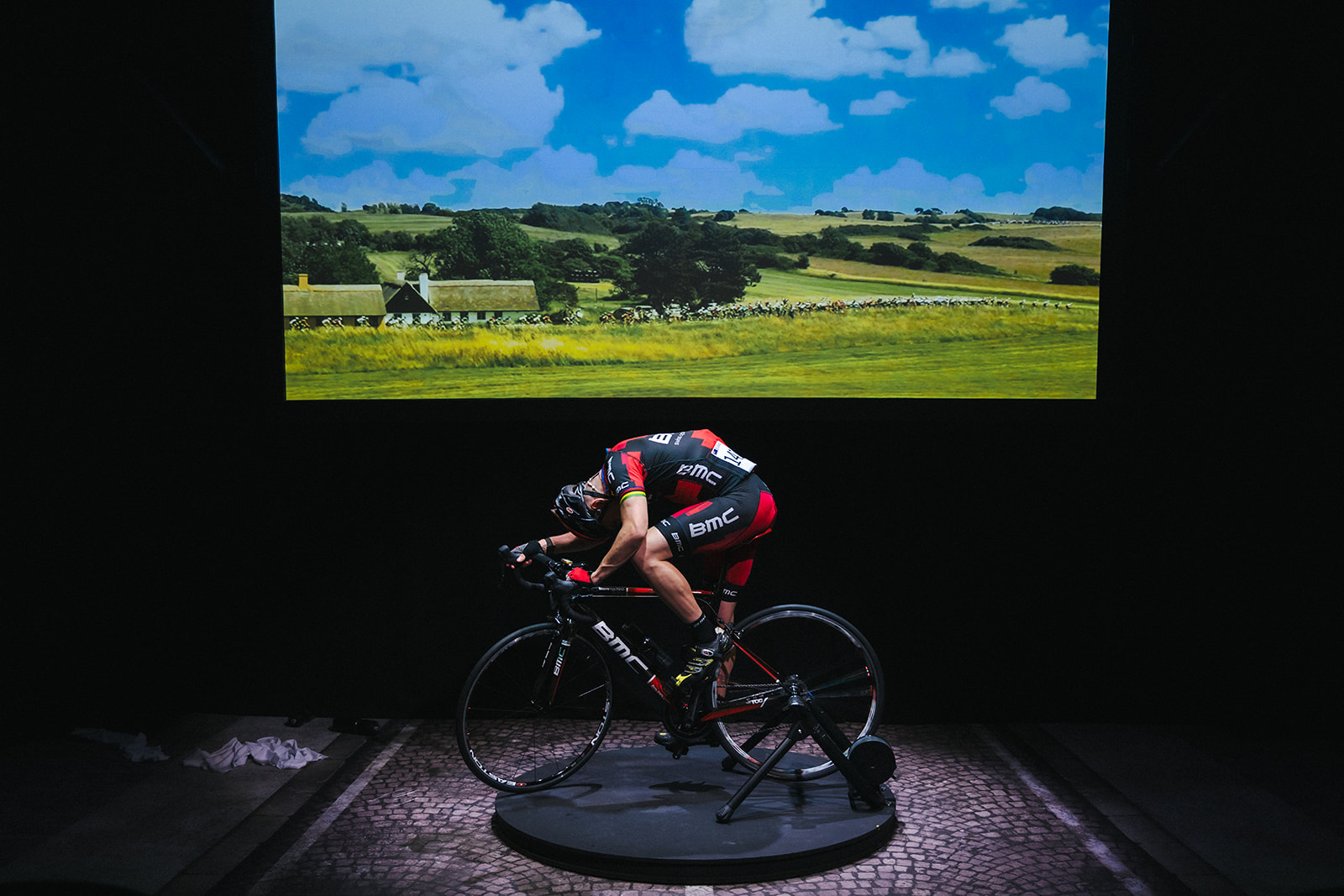 Cadel: Lungs on Legs might just be the most extraordinary thing you&rsquo;ll ever see at the theatre