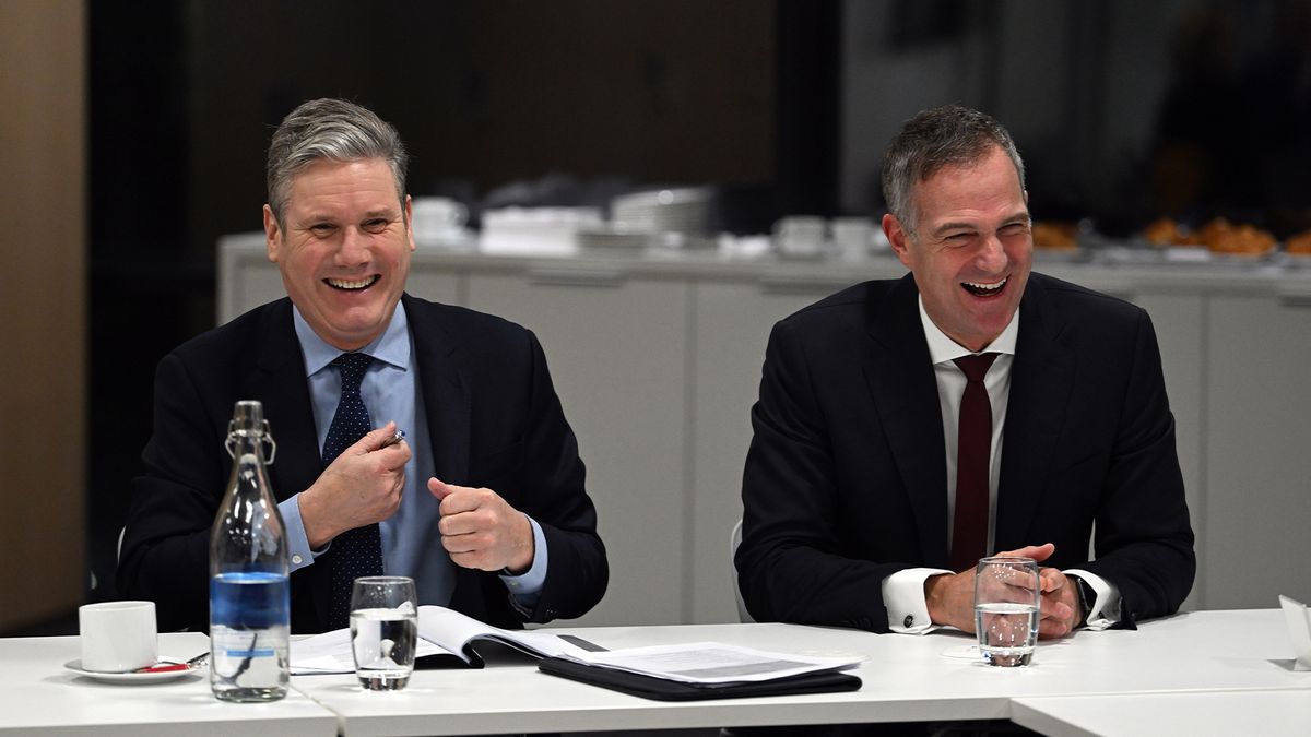 Peter Kyle, Labour shadow secretary of state for science, innovation, and technology, pictured alongside party leader Keir Starmer. 