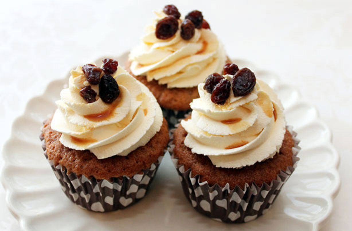 rum and raisin cupcakes