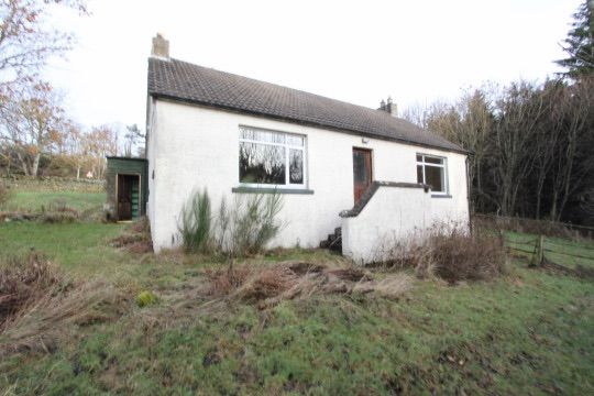 bungalow before exterior makeover and extension