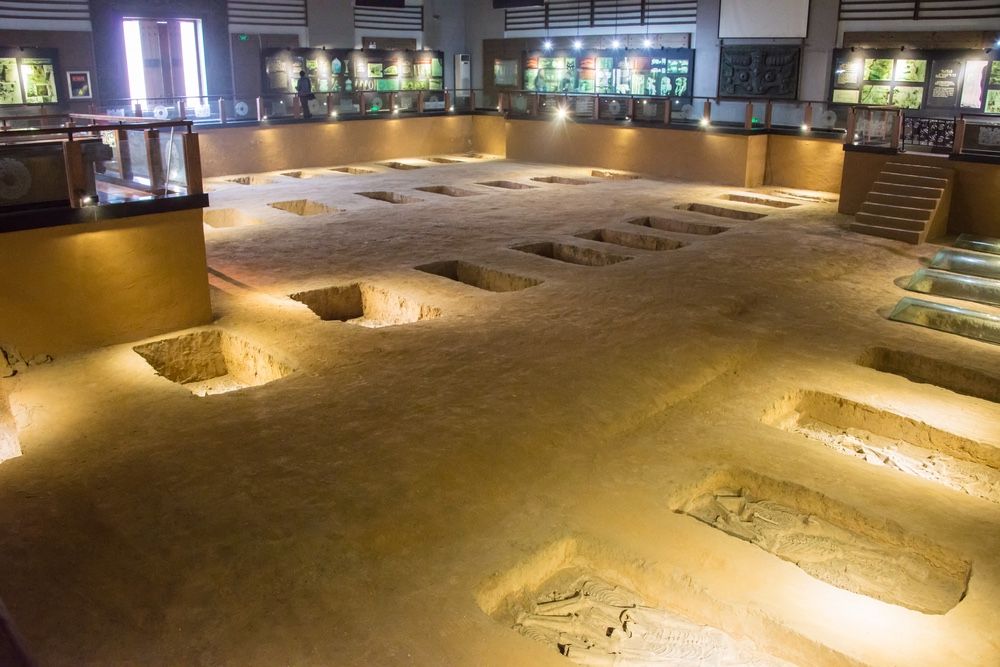 Human sacrifice victims buried at the Shang Dynasty Royal Cemetery were kept as slaves before being killed, archaeologists have found.