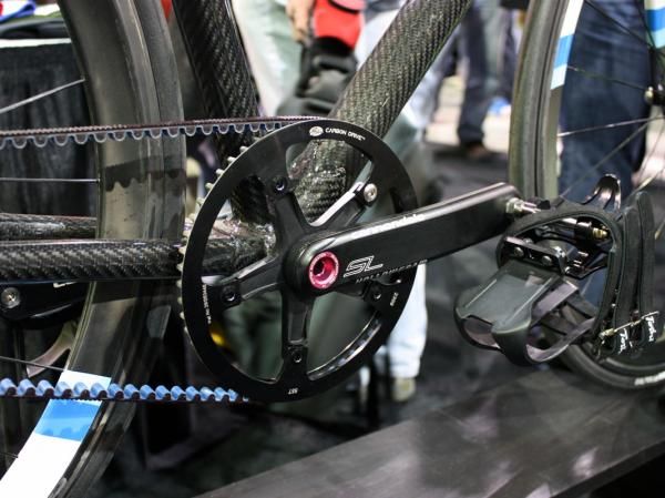 A Gates belt drive on a BB30-equipped Cannondale hollow aluminum crank and toe clip pedals? Anything goes at NAHBS.