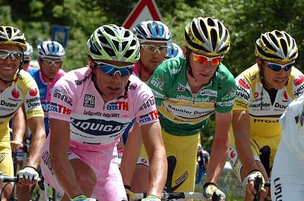 Rosa and Verde. Danilo Di Luca (Liquigas) and Riccardo Ricc&ograve; (Saunier Duval-Prodir).