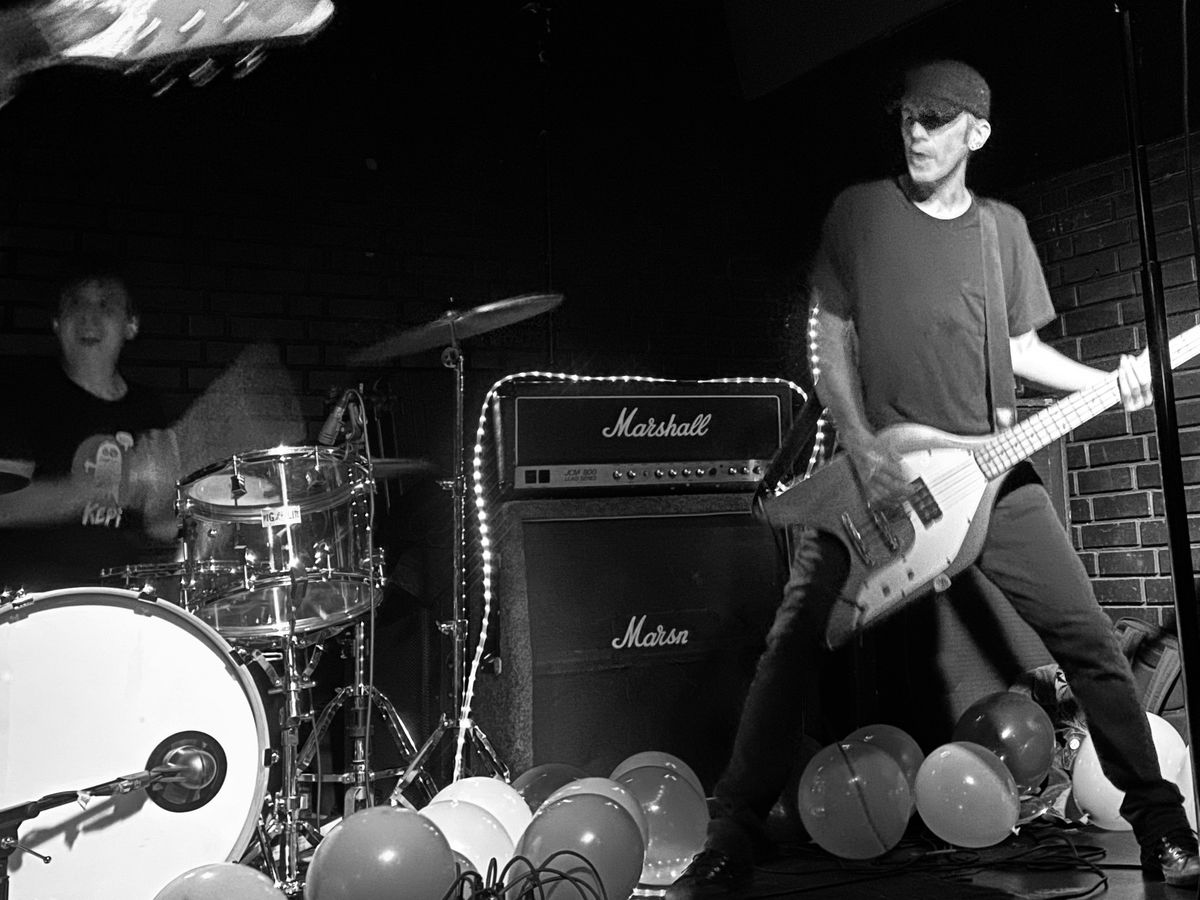 Kepi Ghoulie at the Blue Lamp in Sacramento, CA