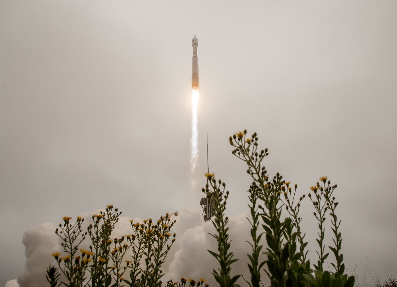 A United Launch Alliance Atlas V rocket launches the Landsat 9 satellite to orbit from Space Launch Complex 3 at Vandenberg Space Force Base in California, on Sept. 27, 2021.