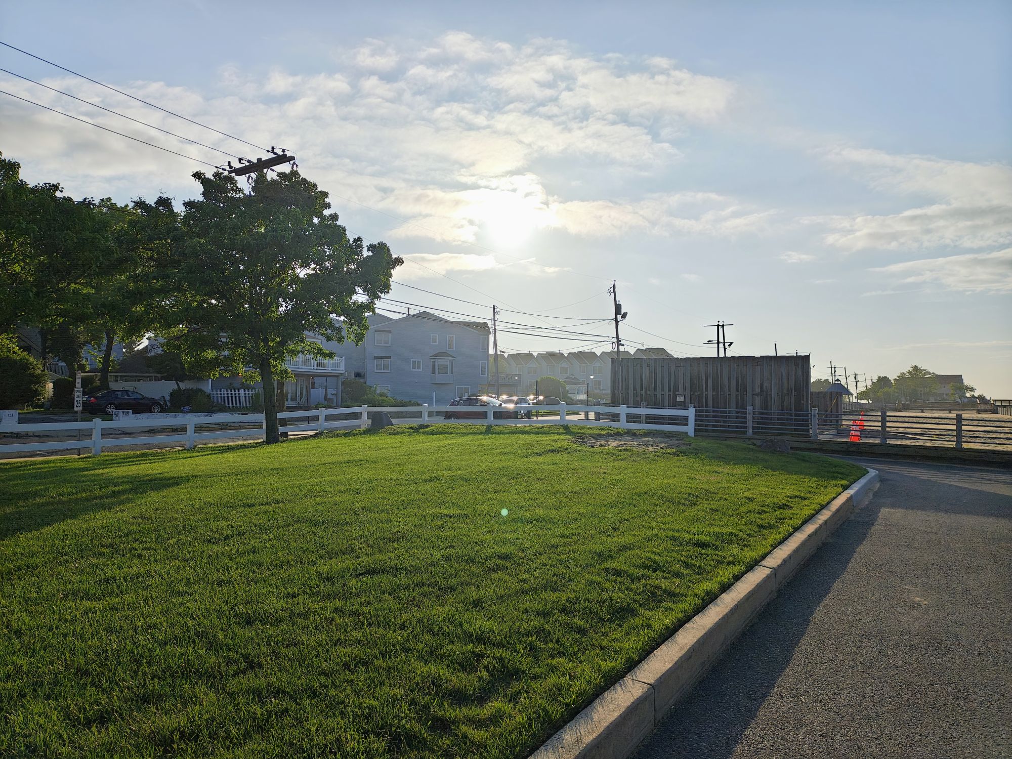 Motorola Razr Plus 2024 dynamic range sample.