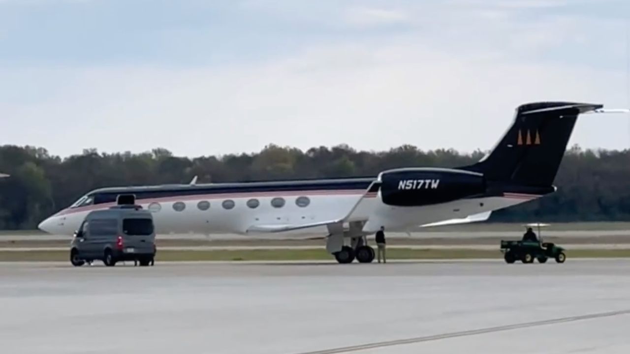 Tiger Woods&#039; plane stands at Augusta Regional Airport