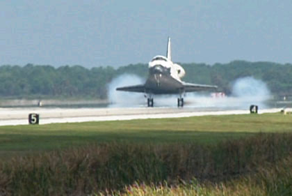 Space Shuttle Discovery Lands Safely