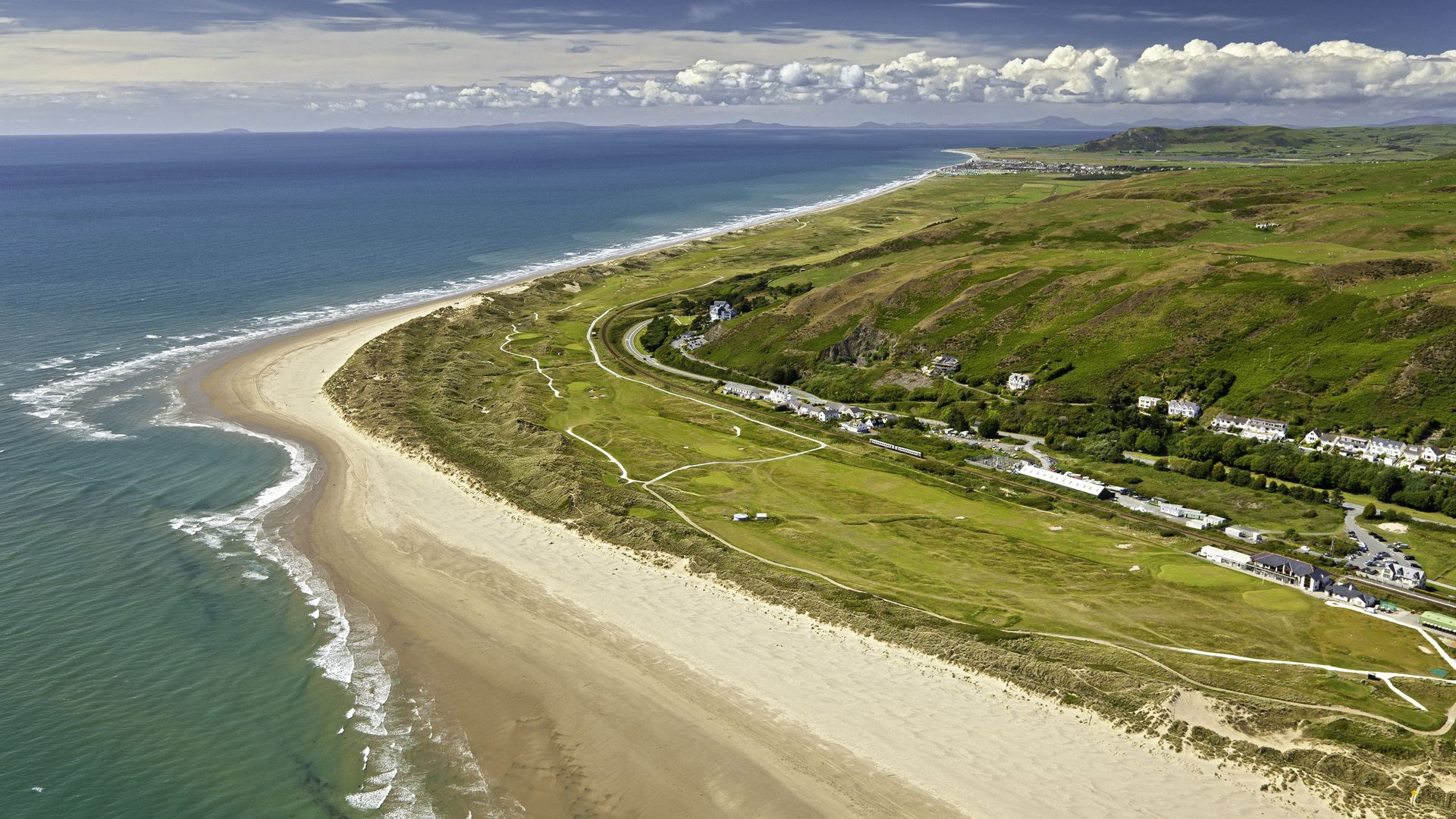 Aberdovey Golf Club: Course Review, Green Fees, Tee Times and Key Info ...