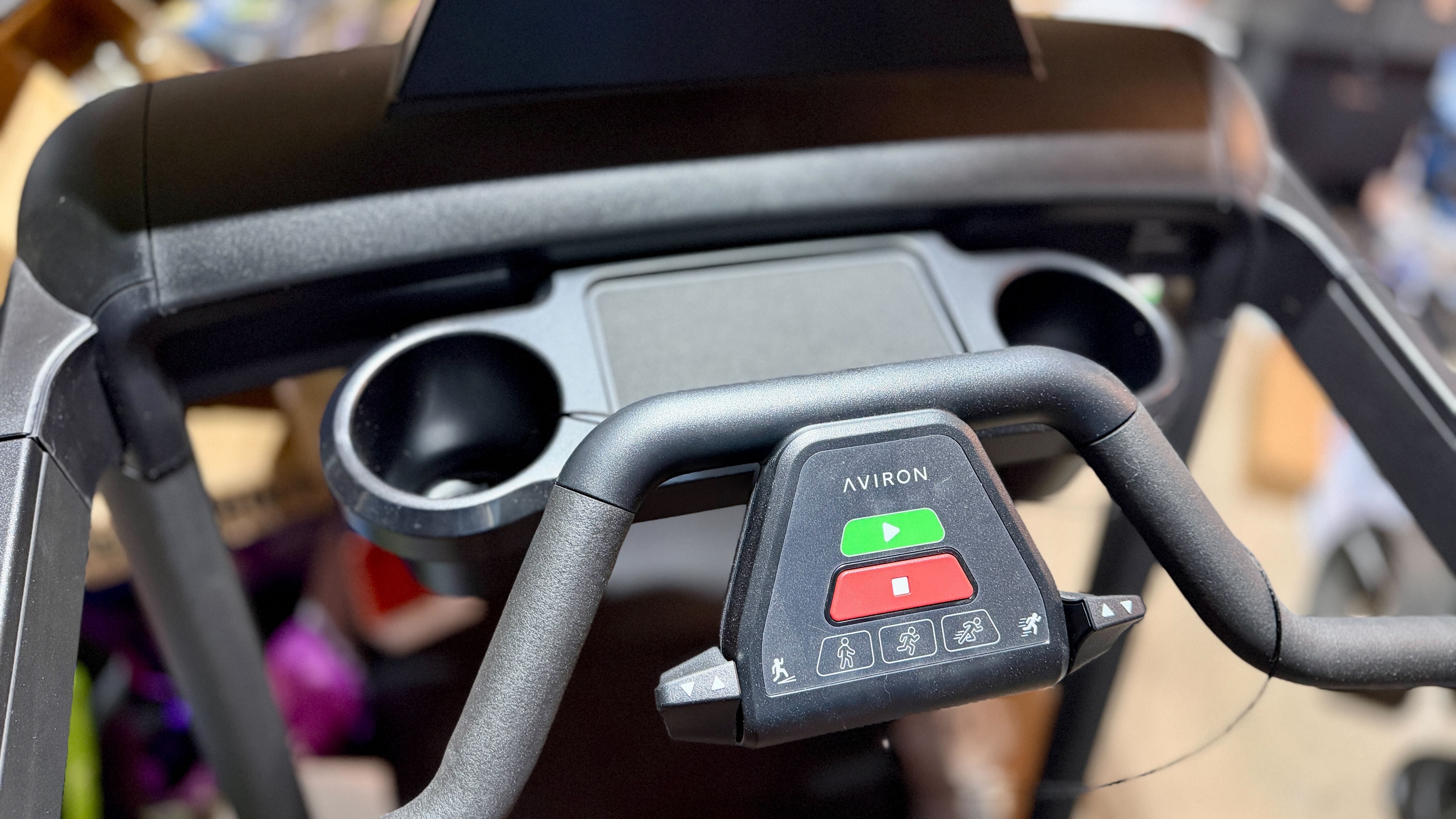 Aviron Victory Treadmill controls