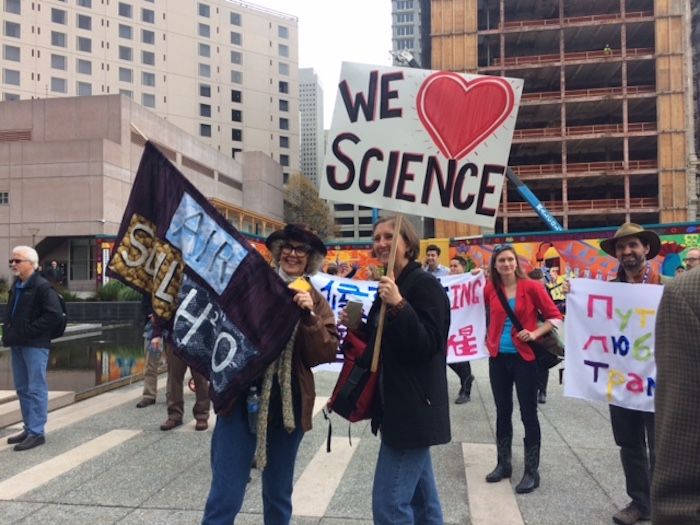 AGU Scientists Rally