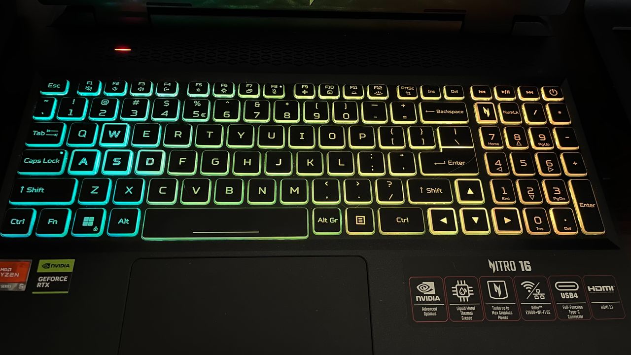 Acer Nitro 16 AMD keyboard lights