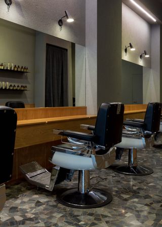 Smiths & Co hair salon, one of Milan's best beauty spots