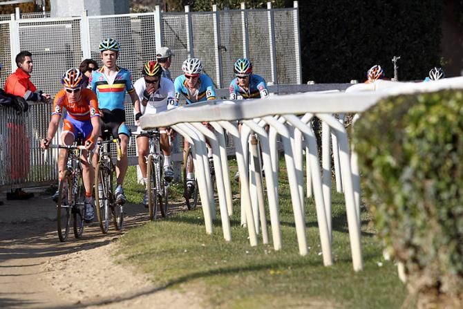 Mike Teunissen (Netherlands) powers the chase group at the Rome World Cup which took place on the grounds of a horse racing venue.