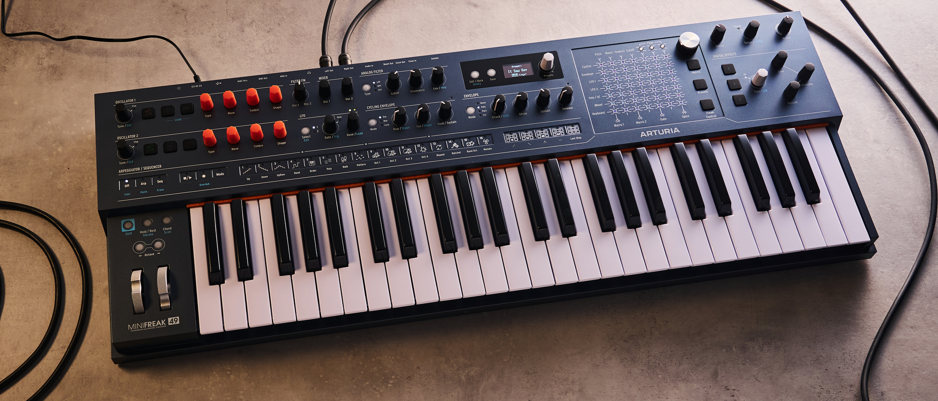 Arturia MiniFreak 49