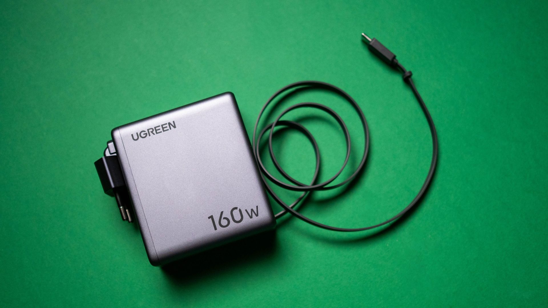 UGREEN Nexode Pro 160W GaN Charger with Retractable Cable