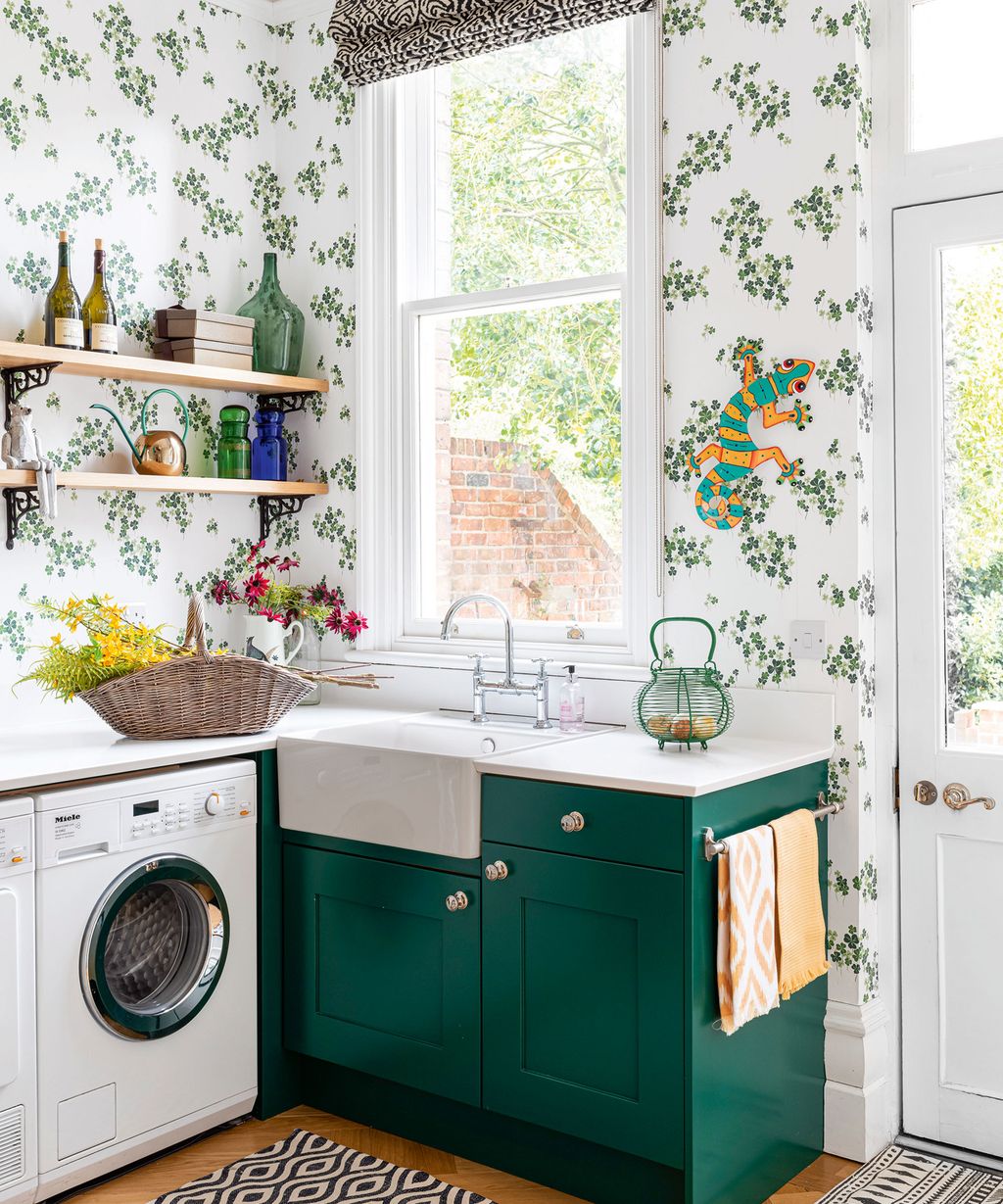 20 Kitchen Wallpaper Decor Ideas To Add A New Dimension Ideal Home
