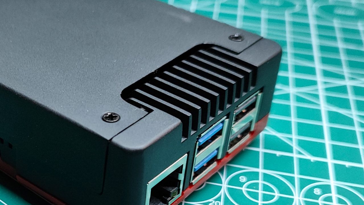 Argon Neo 5 Case