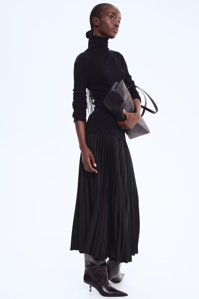 Pleated Skirt