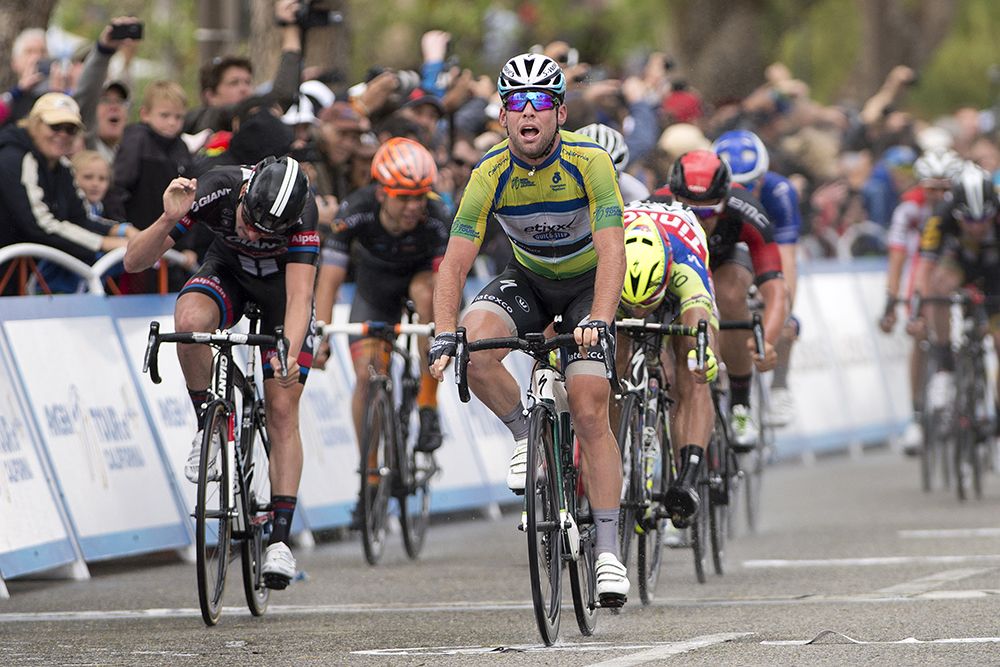 Stage 5 goes to Mark Cavendish (Etixx-Quick Step)