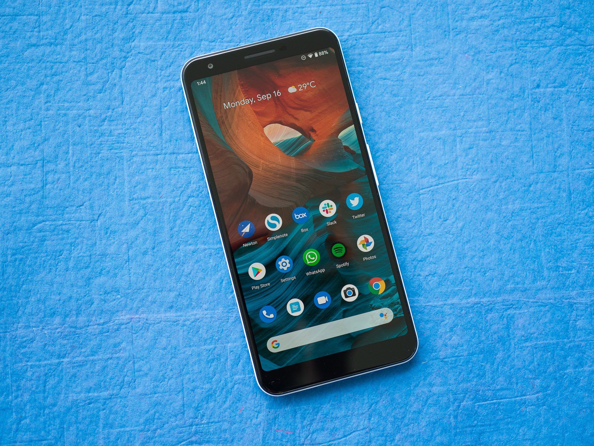 Google introduces Bedtime to older Android phones, updates Lookout and ...